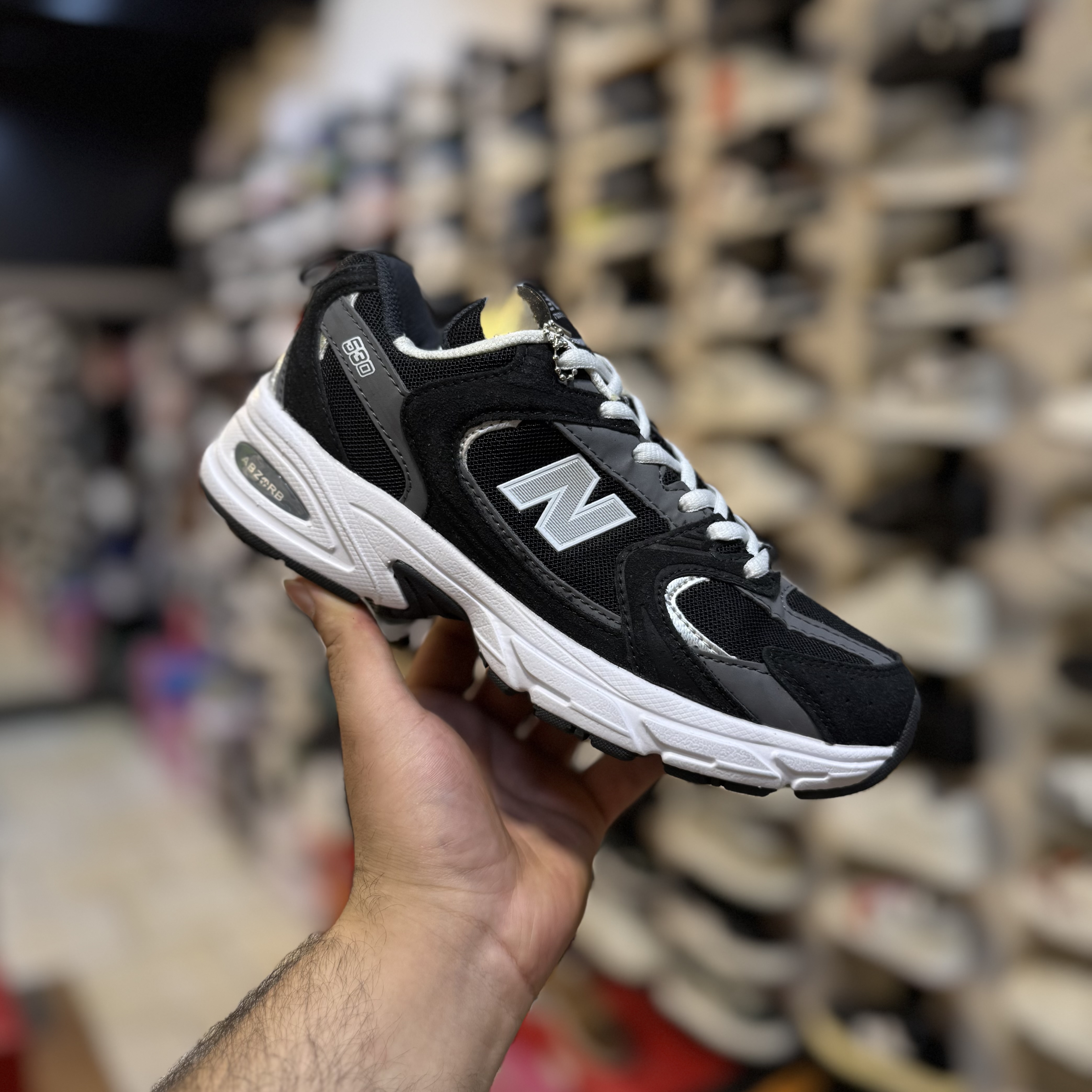 کتونی راحتی اسپرت نیوبالانس 530 New Balance ویتنام